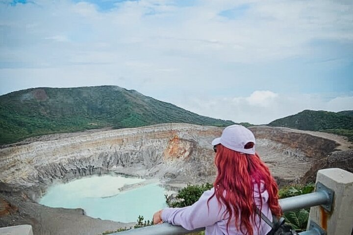 Poás Volcano and Coffee Tour with Tasting and La Paz Falls - Photo 1 of 17